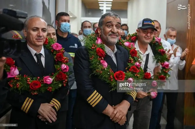 تصاویر| خدمه ایرانی هواپیمای ونزوئلایی آزاد شدند