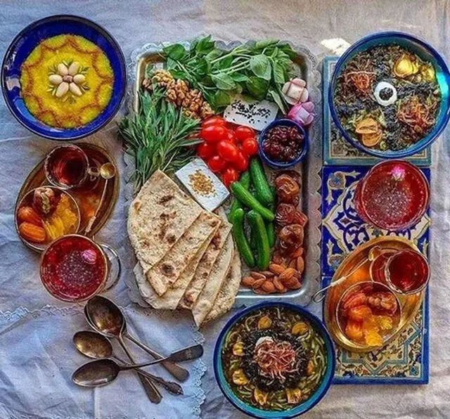 اصول تغذیه صحیح در ماه رمضان از دیدگاه طب سنتی