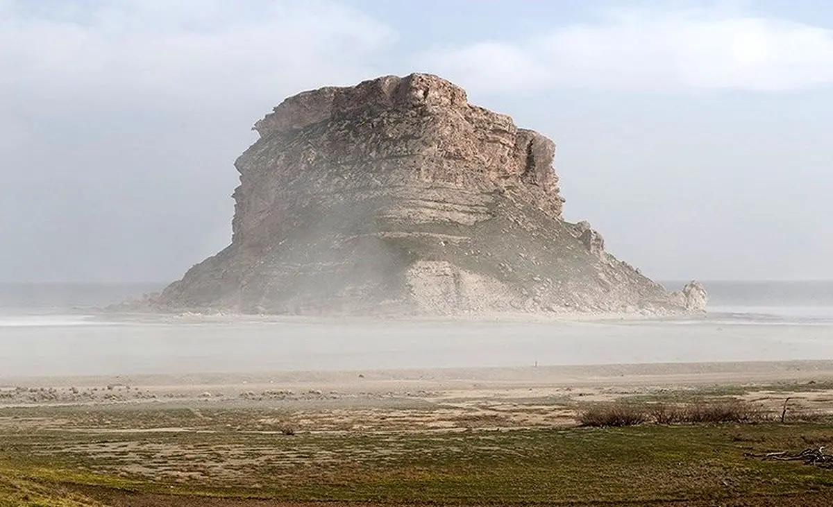 فیلم| توفان نمک در دریاچه ارومیه