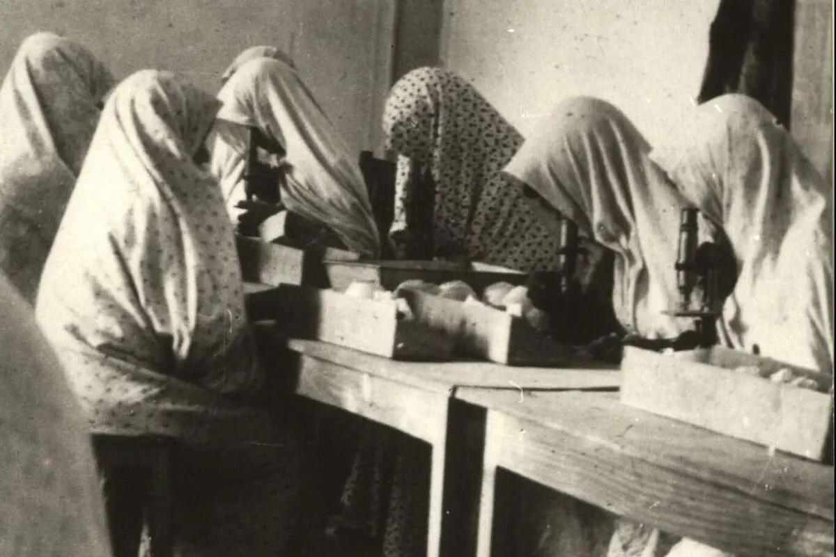 عکس/ اولین مدارس دخترانه در ایران این شکلی بودند