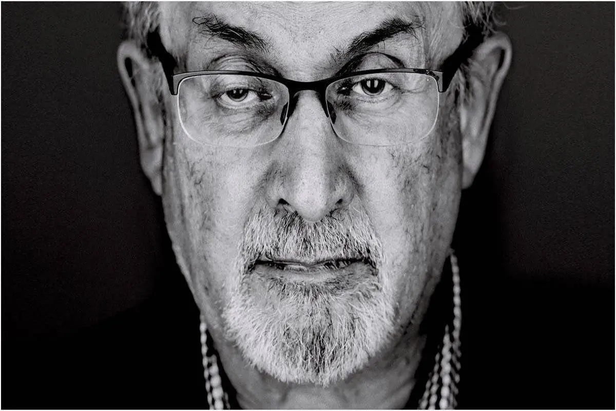 آخرین وضعیت «سلمان رشدی» در بیمارستان