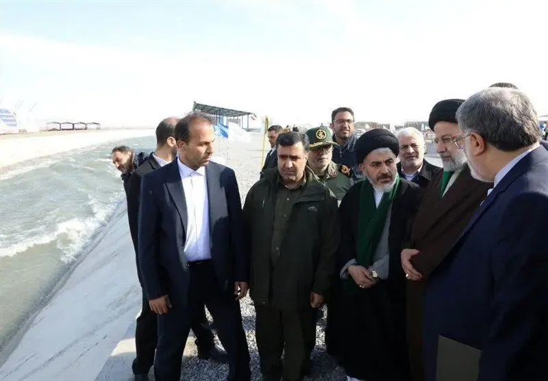 تشکر رئیسی از مدیران دولت قبل بدلیل احیای دریاچه ارومیه