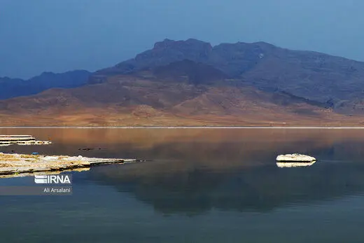 عکس | جاری شدن مجدد آب در شریان های دریاچه ارومیه