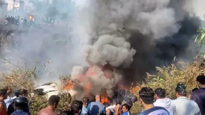سقوط هواپیما با ۷۲ سرنشین در نپال + ویدئو