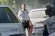 فیلم پربازدید از لحظه اطفای حریق توسط افسر پلیس راهور اصفهان