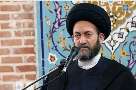 امام جمعه اردبیل: هرکس ایران را دوست دارد و مضطر نیست "خودرو" نخرد