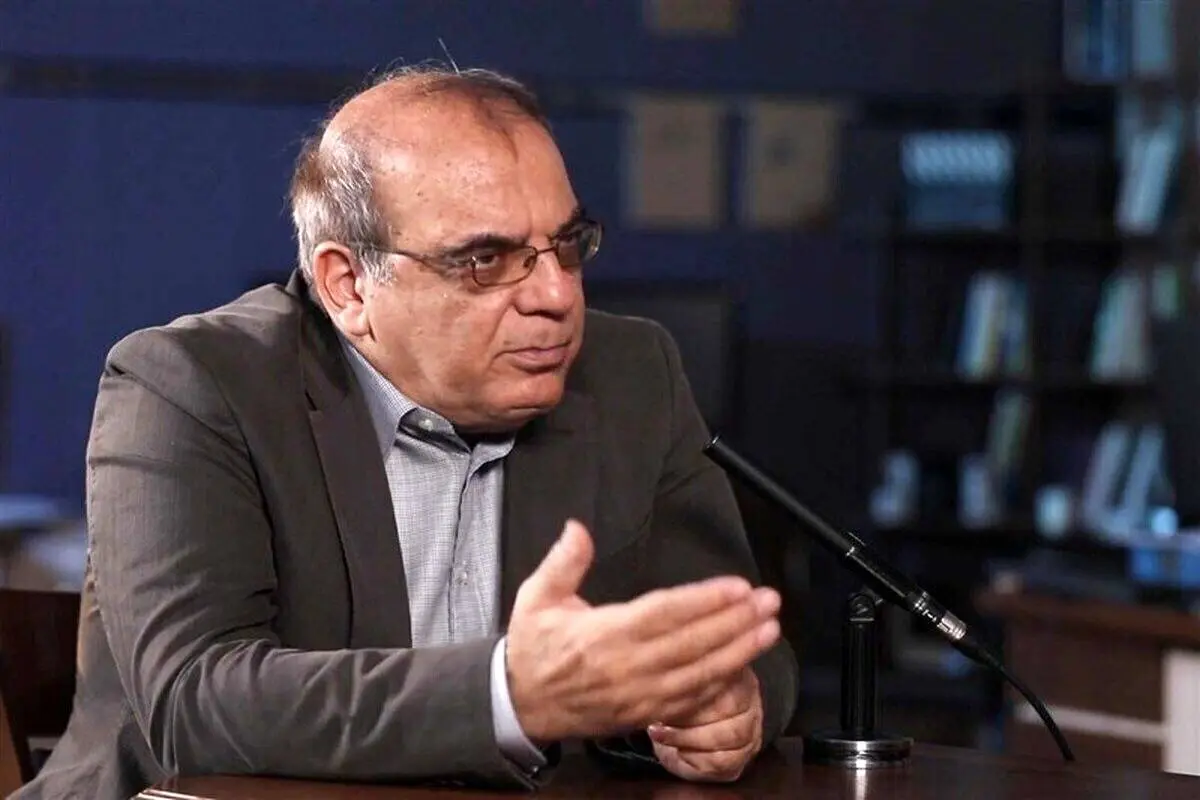 عباس عبدی:دولت دست از سر اقتصاد بردارد؛ خودش راهش را پیدا می کند!