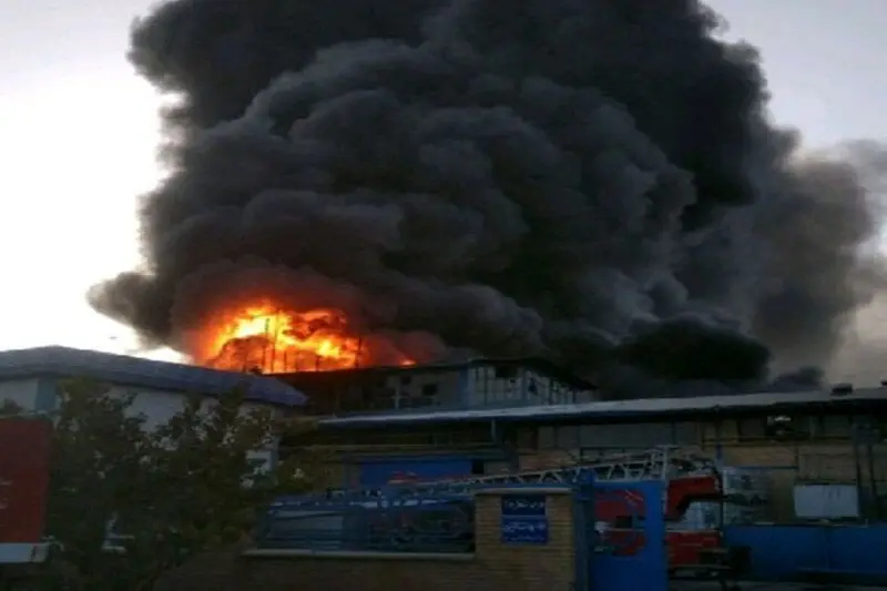 آتش سوزی مرگبار در یک واحد صنعتی قزوین