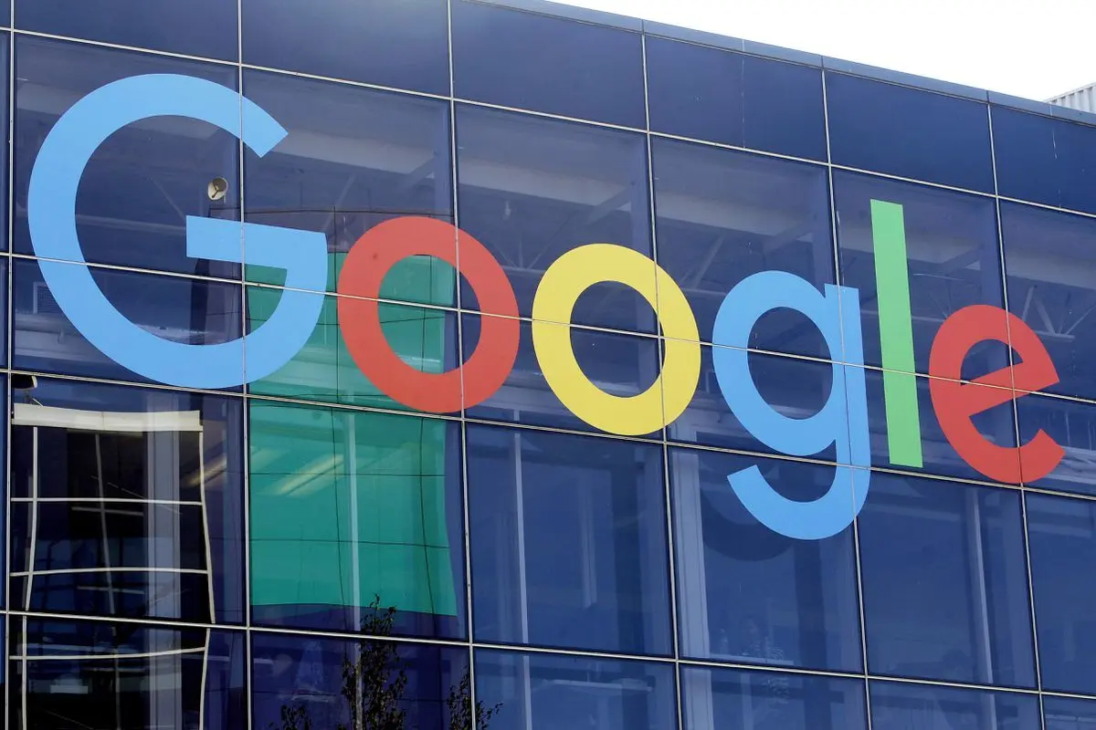 معرفی اولین گوشی تاشو گوگل احتمالاً اواخر اردیبهشت‌ ماه