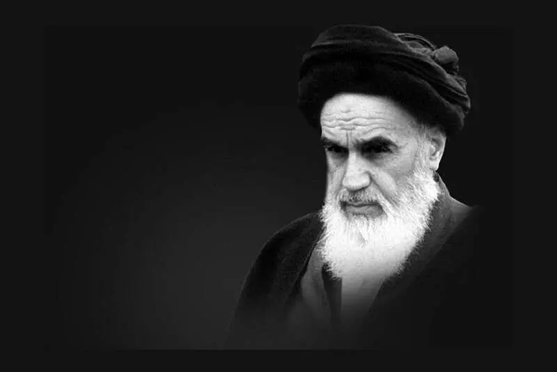 چرا امام خمینی معتقد بود "حرف مرد دوتاست" ؟

