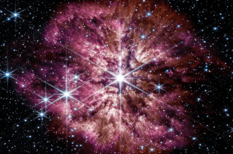 عکس روز ناسا: ستاره‌ای درخشان از دید جیمز وب