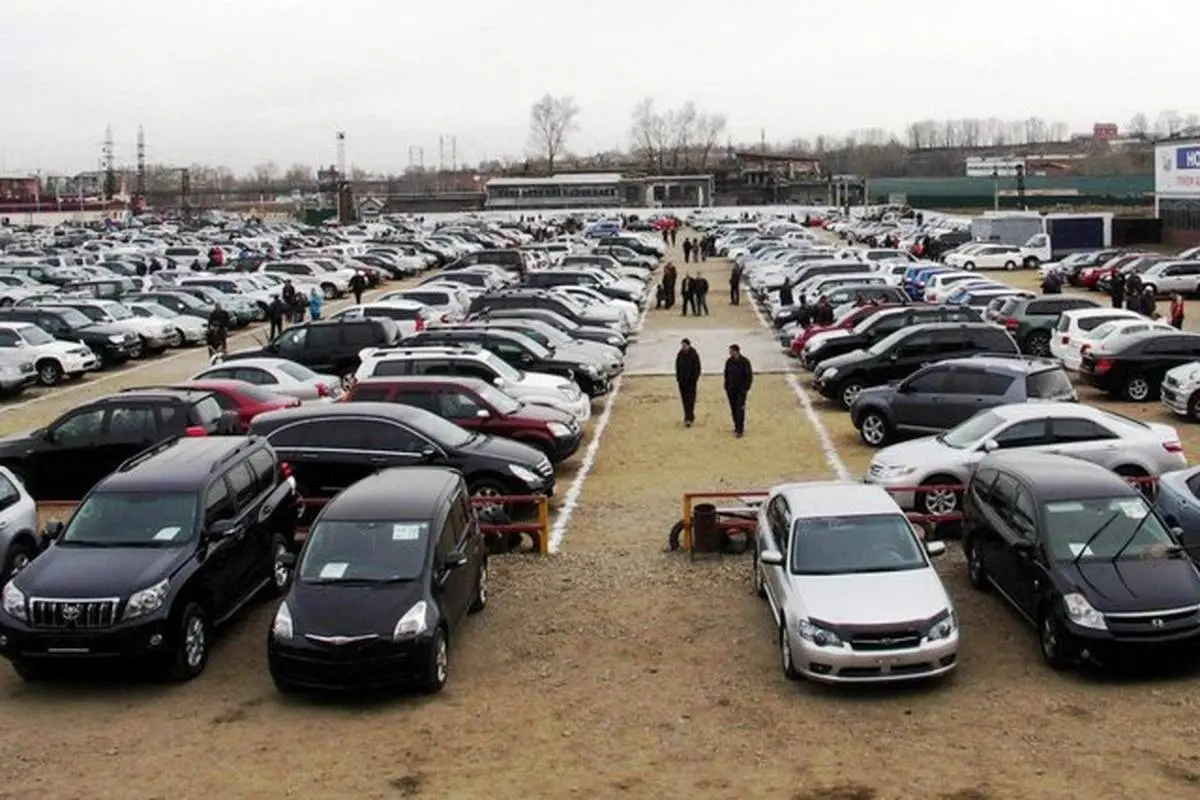 کاهش ۱۰ تا ۱۶ درصدی قیمت خودروها/ فروشنده زیاد است
