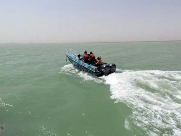  فعالیت صیادان غیرمجاز و سودجو در آب‌های خوزستان ناامن است / توقیف ۲۷ فروند شناور صیادی فاقد هویت

