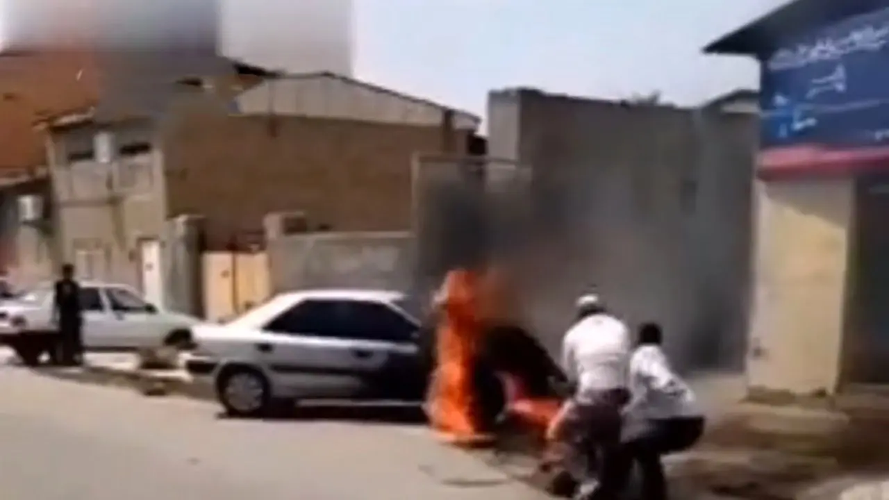 فیلم| آتش گرفتن خودروی زانتیا در بندر ترکمن