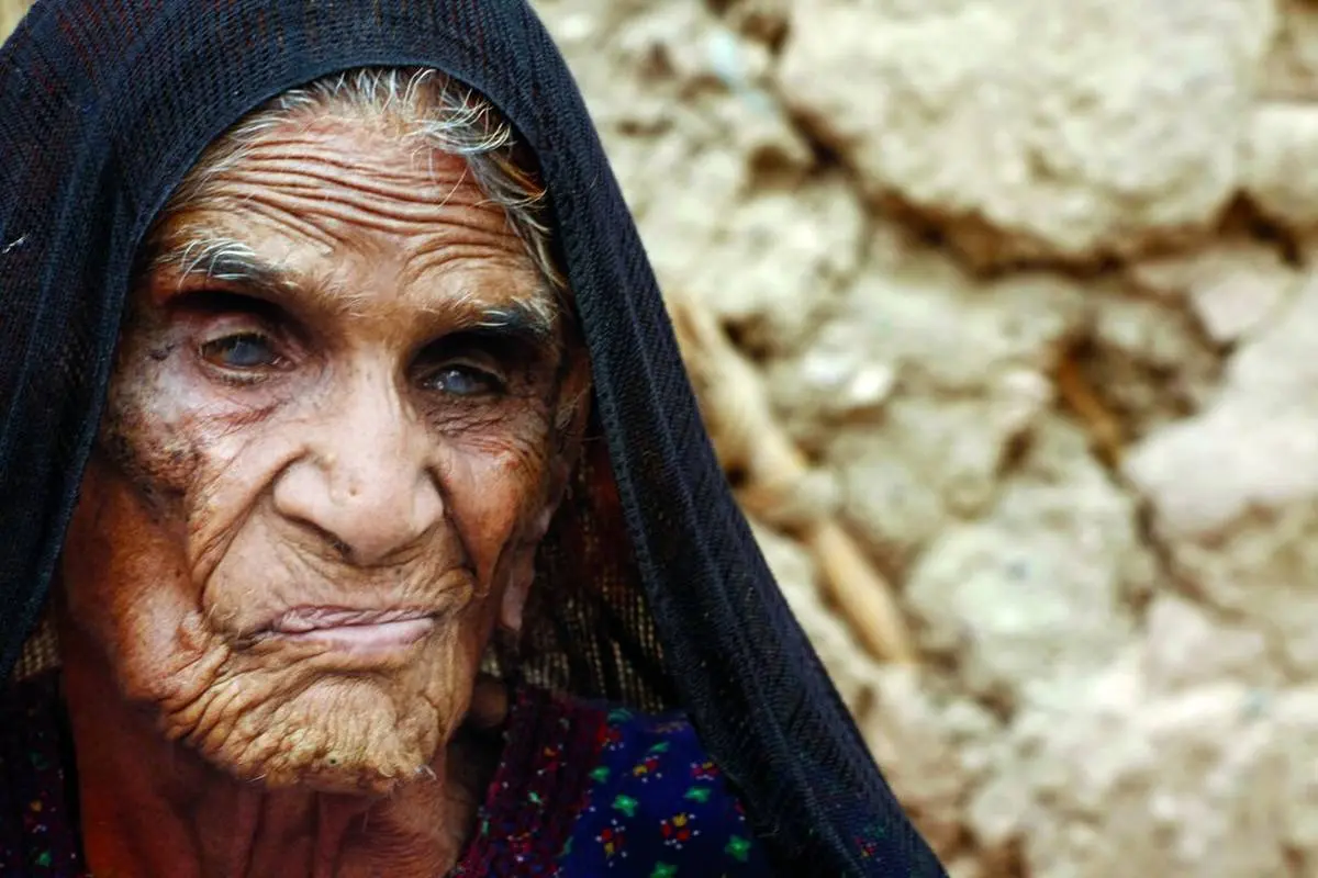راز طول عمر زن ۱۴۰ ساله، مسن‌ترین زن ایرانی/ در زندگی‌ام فقط لبنیات و خرما خورده‌ام!