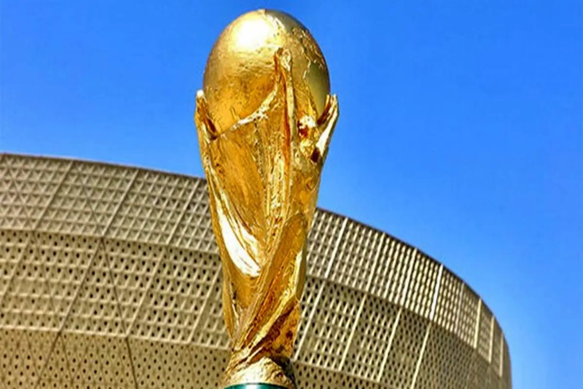 کاپ جام جهانی روی سر هواداران خراب شد! + عکس