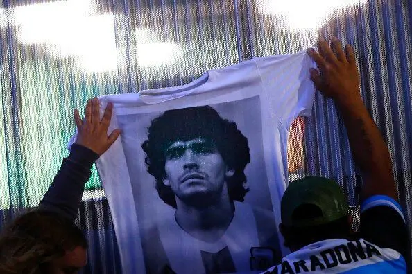 یادداشت جواد خیابانی برای مارادونا: تو مخدر نسل ما بودی!