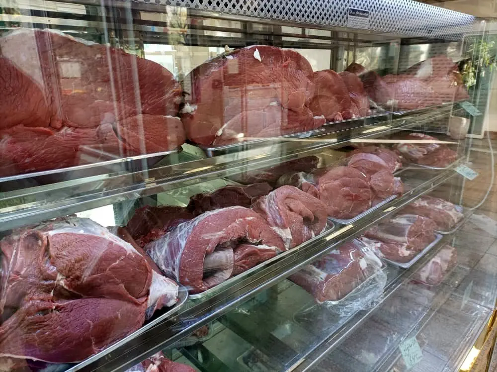 قیمت انواع گوشت / شقه گوسفندی 125700 تومان
