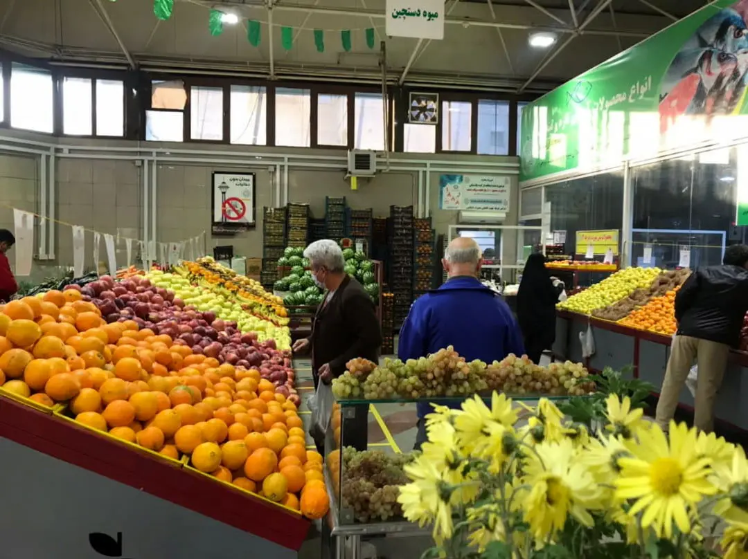 قیمت نارنگی جنوب و پرتقال توسرخ کاهش یافت / قیمت 27 نوع میوه در 9 بهمن 1400