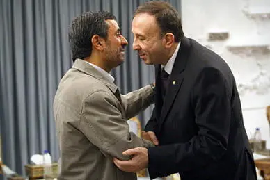 احمدی‌نژاد را به‌زور راضی می‌کردیم در دیدارهای رسمی کاپشن نپوشد!