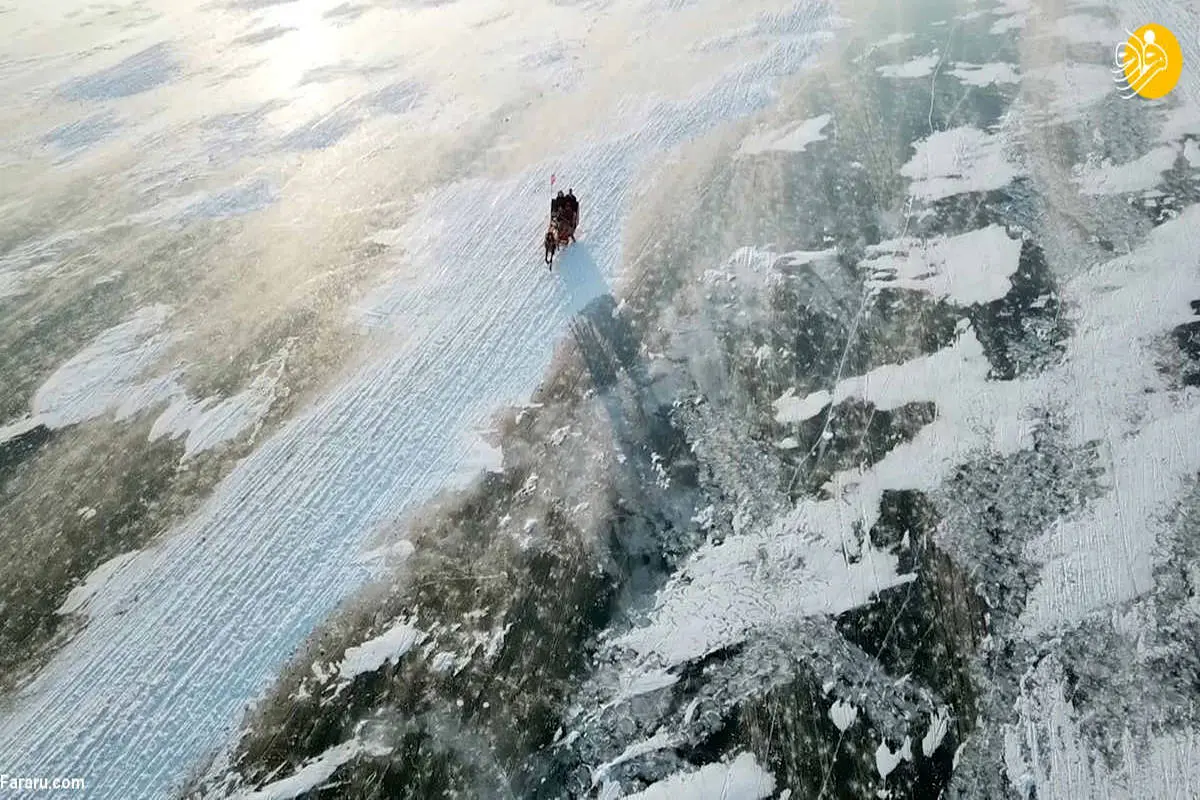 ویدئو/ سورتمه سواری با اسب روی دریاچه یخ زده