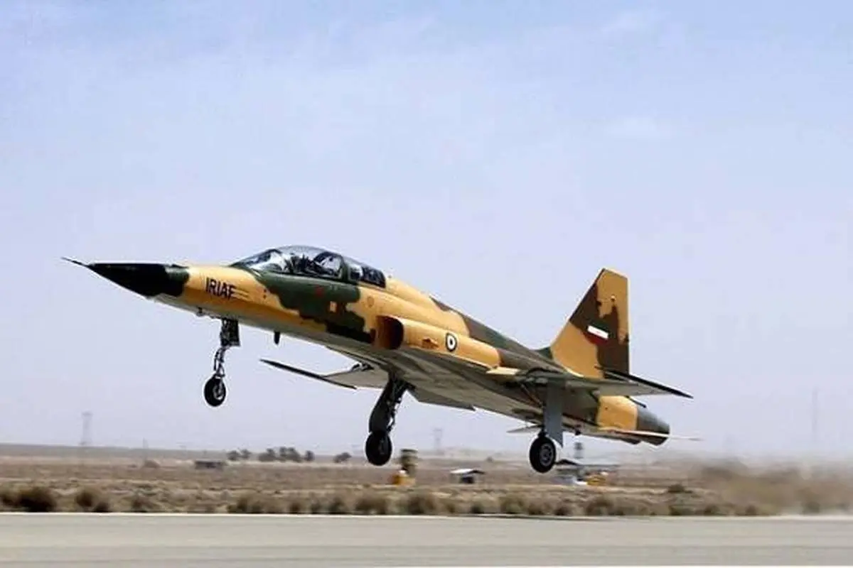 سقوط هواپیمای جنگنده در تبریز + ویدئو