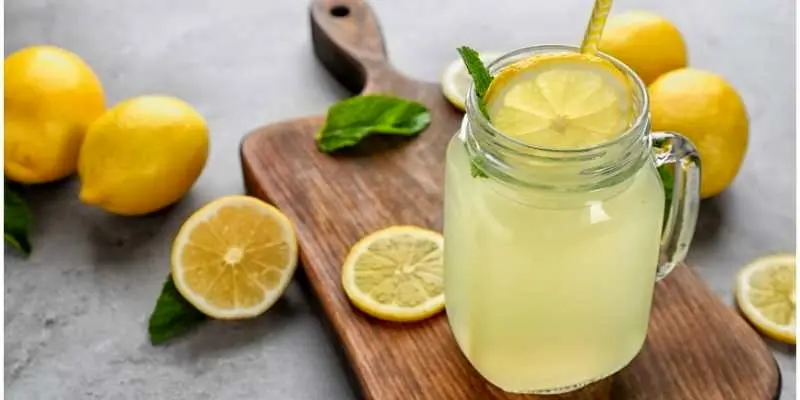 برای سنگ کلیه و 12 مشکل دیگر آب لیمو ترش بخورید!