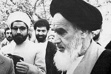 آیا امام خمینی وعده آب و برق مجانی داده بود؟