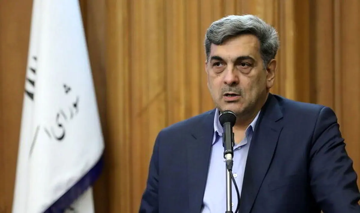 حناچی به دلیل بوی بد تهران تذکر گرفت