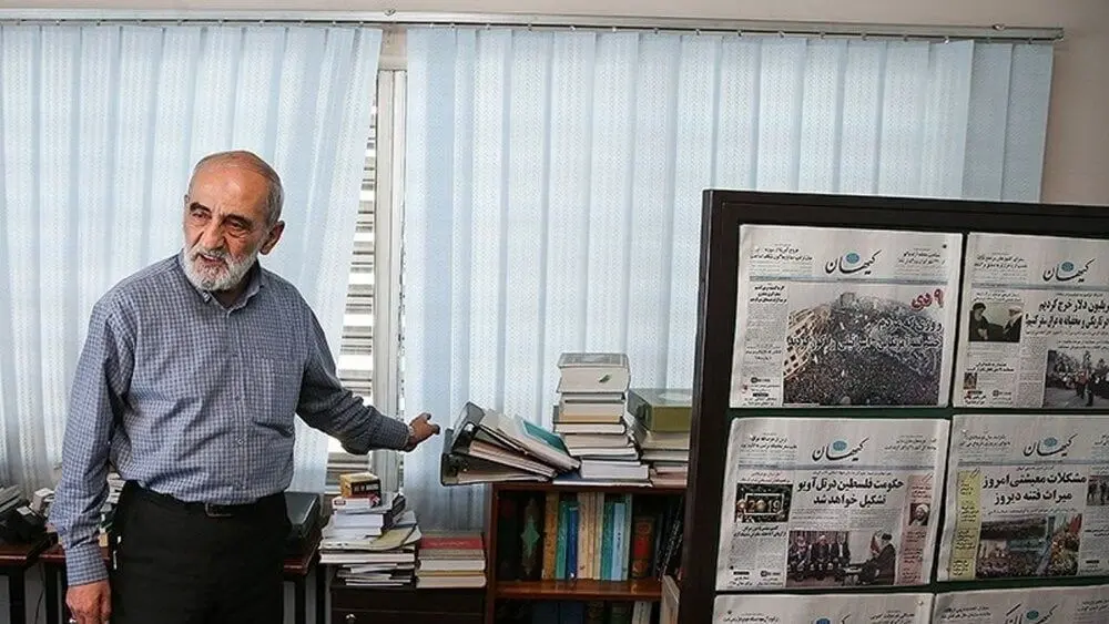 حسین شریعتمداری: حکم اصلی میرحسین موسوی و کروبی اعدام است، نه حصر