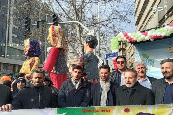 عکس| محمود واعظی و محمدجواد آذری جهرمی در راهپیمایی ۲۲ بهمن