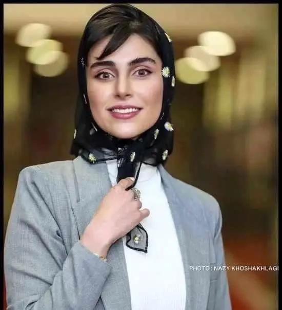 استایل اروپایی خانم بازیگر در خیابان های تهران 