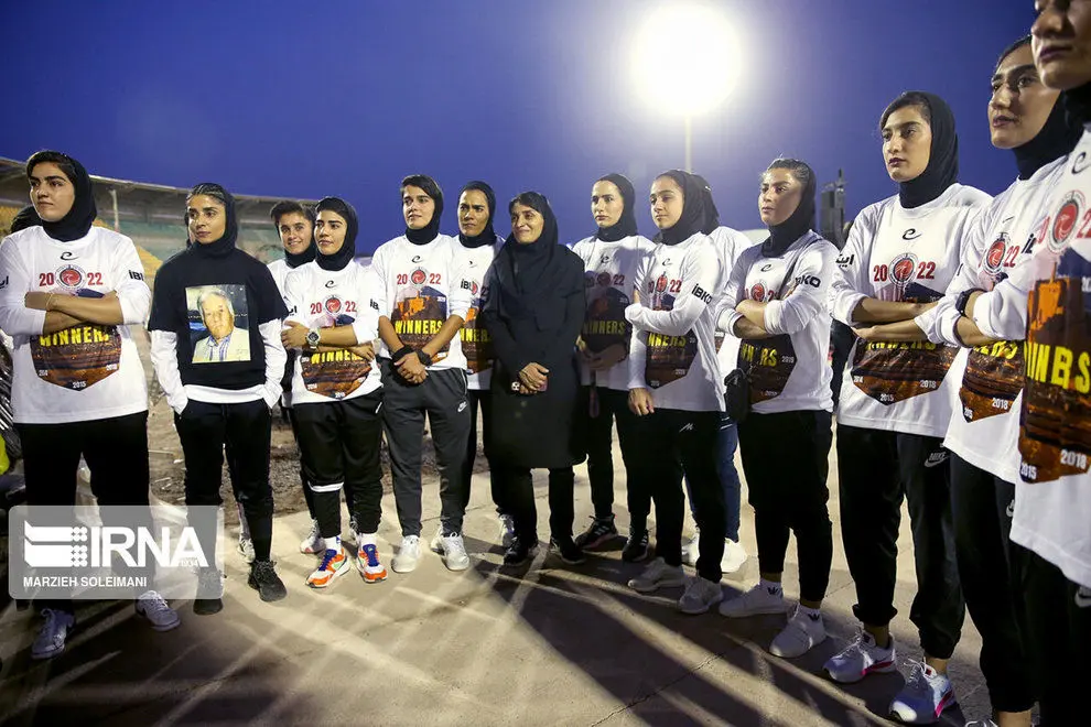 تصاویر| جشن قهرمانی تیم فوتبال خاتون بم