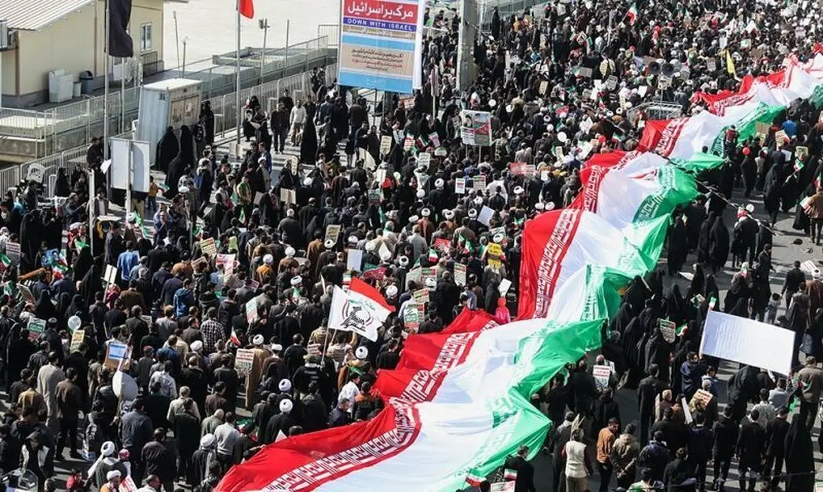 ویدئو| حضور مردم در مراسم سالگرد پیروزی انقلاب اسلامی