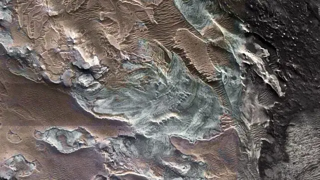 کشف نشانه‌هایی از یخچال طبیعی مدرن در مریخ!
