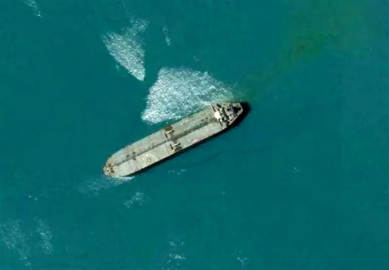 فرار نفتکش ریچموند ویجر پس از برخورد با شناور ایرانی/ ۵ نفر مصدم شدند