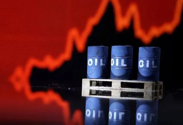 ترمز افزایش قیمت نفت کشیده شد

