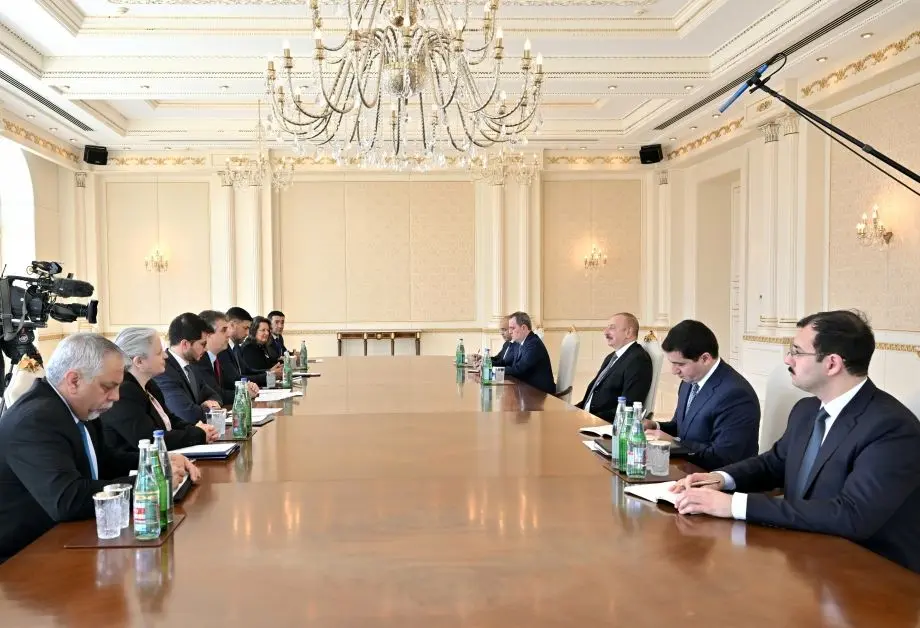 دیدار الهام علی‌اف و وزیر خارجه اسرائیل در باکو