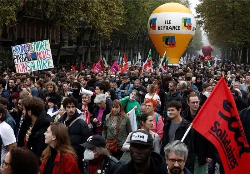 تظاهرات یک میلیون نفری مردم فرانسه در اعتراض به حقوق بازنشستگان