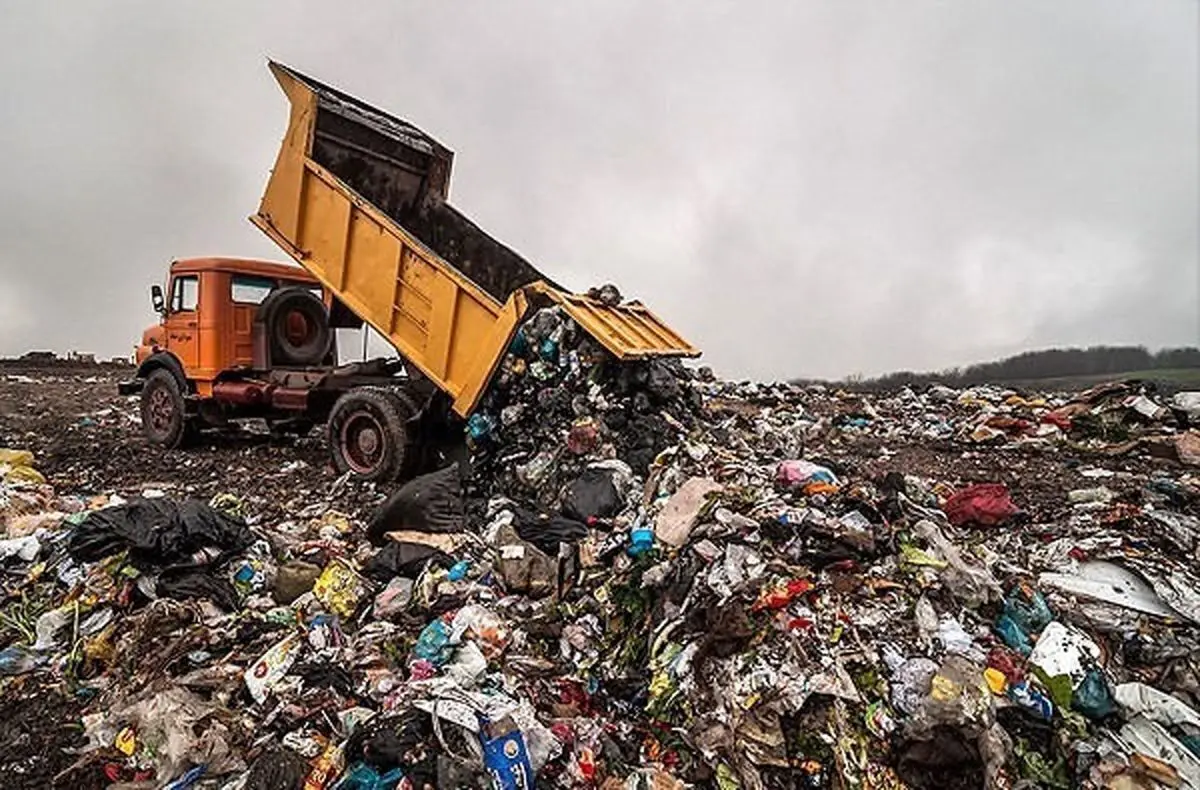 فیلم| پاسخ توهین‌آمیز شهردار خطاب به مردم در خصوص عدم جمع‌آوری زباله‌های بومهن!
