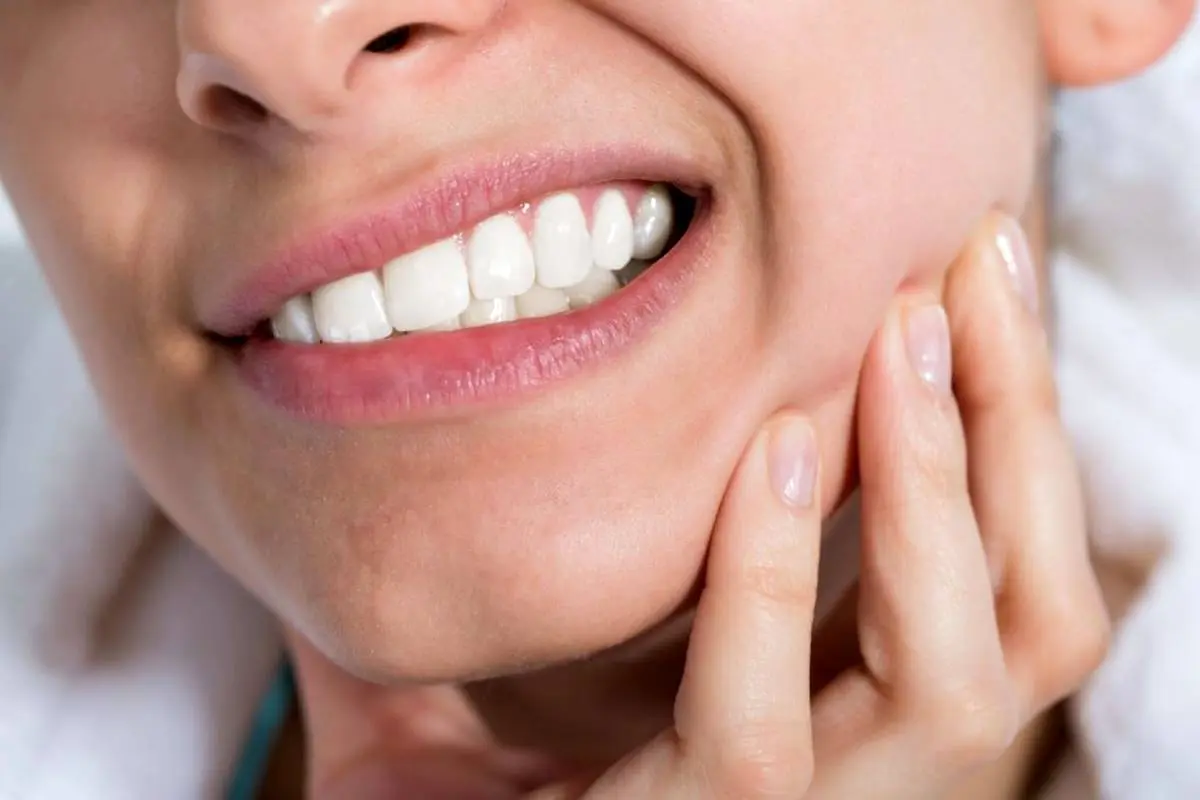 اینفوگرافیک | با دندان حساس چه کنیم؟ 
