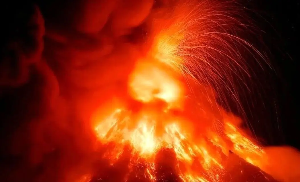 فیلم| تایم‌لپس دیدنی از فوران آتشفشان مایون در فیلیپین