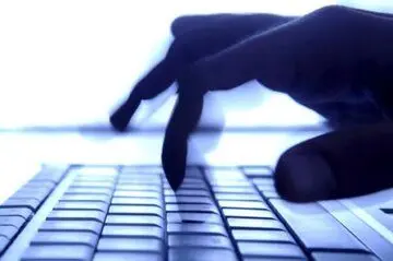 مرد چشم‌چرانی که صدها وب‌کم را برای دیدن زنان هک کرد! +عکس
