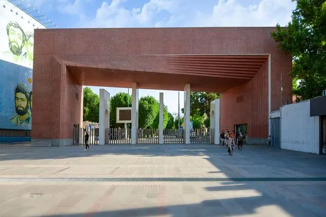 ورود به دانشگاه شریف در روزهای پایانی هفته ممنوع شد