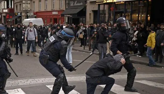 پاریس: خشونت پلیس محدود به فرانسه نیست، در کل اروپا شایع است