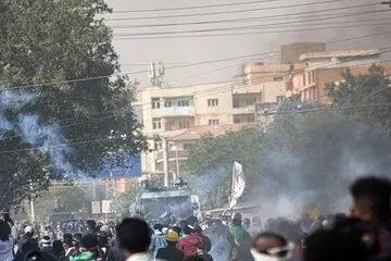 فیلم| صدای جنگنده و توپ در پایتخت سودان