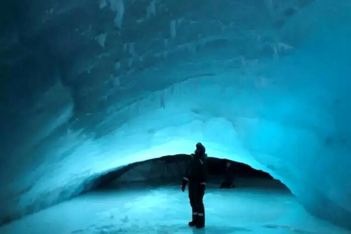کشف منبع عظیم متان زیر یخ‌های قطب شمال