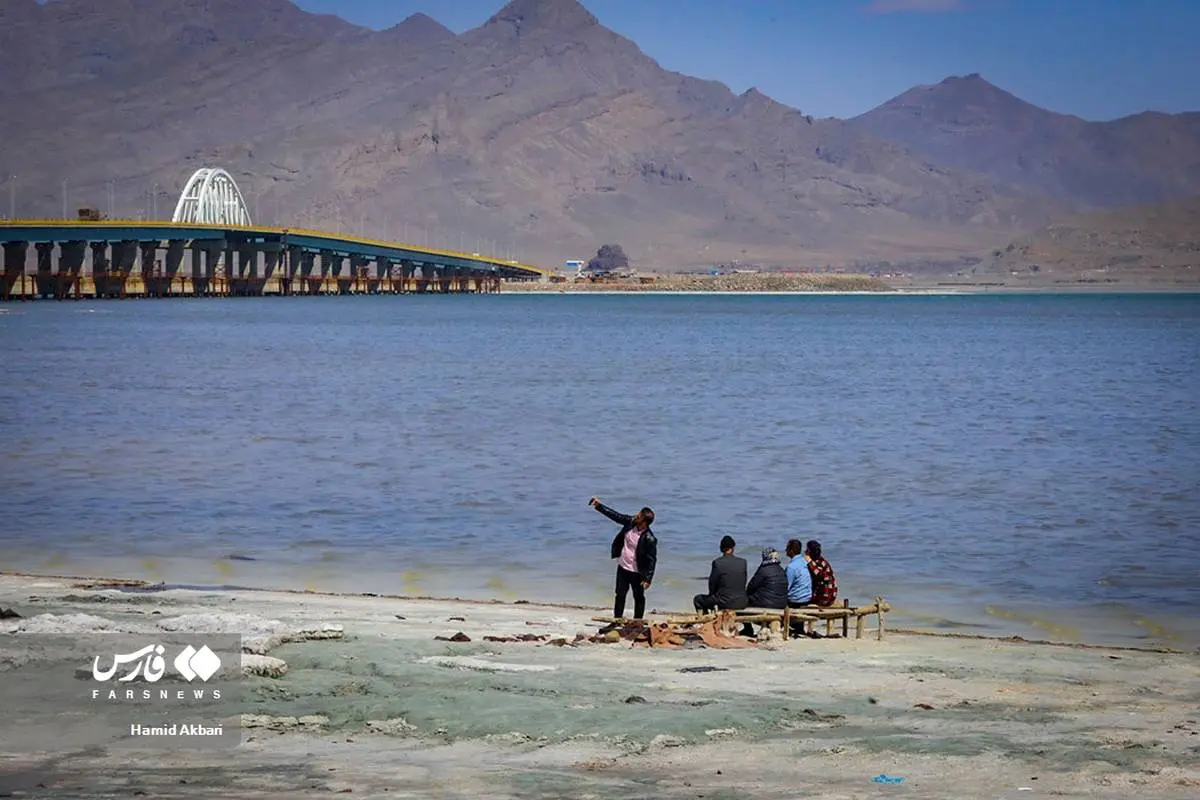 تصاویر| عبور «دریاچه ارومیه» از بحران