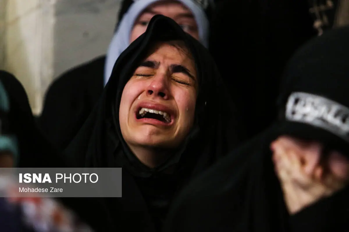 تصاویر| اعتکاف دختران دهه هشتادی در حرم امام رضا (ع)