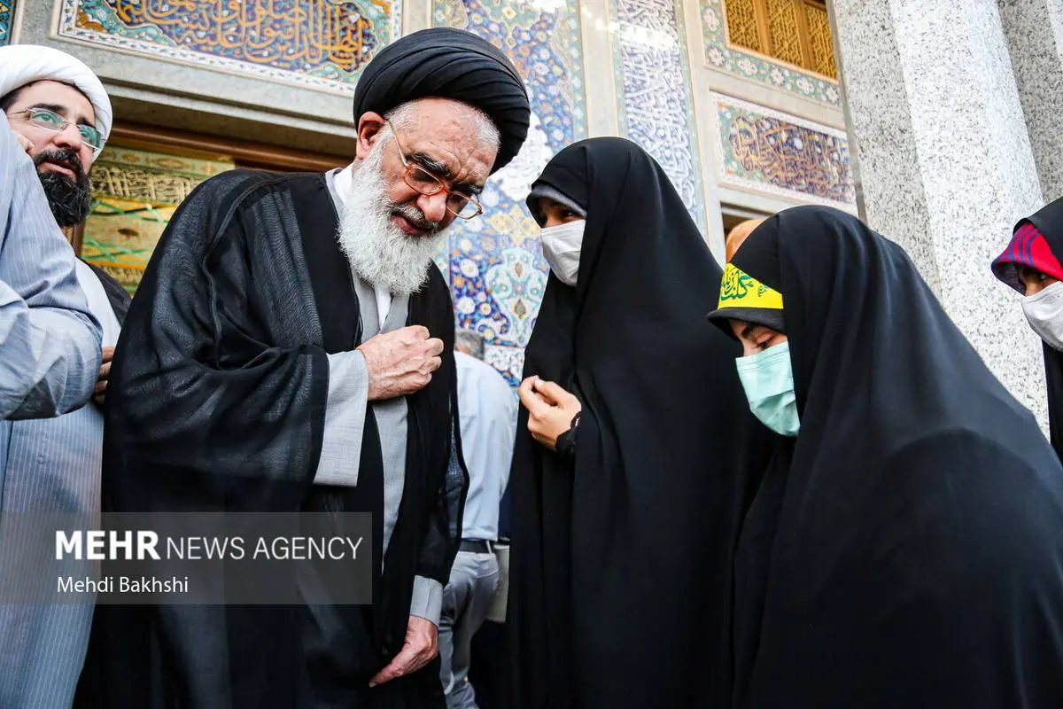 تصاویر| اجتماع حمایت از عفاف و حجاب در قم